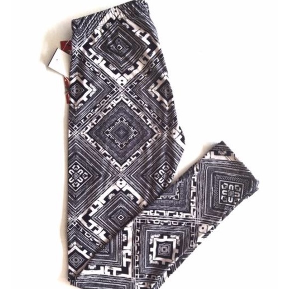 🌈3 FOR 24🌈 NWT! HOT KISS Butter Soft Leggings - Picture 8 of 8